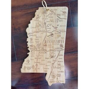 TOTALLY BAMBOO DESTINATION MISSISSIPPI LASER ETCHED SERVING CUTTING BOARD